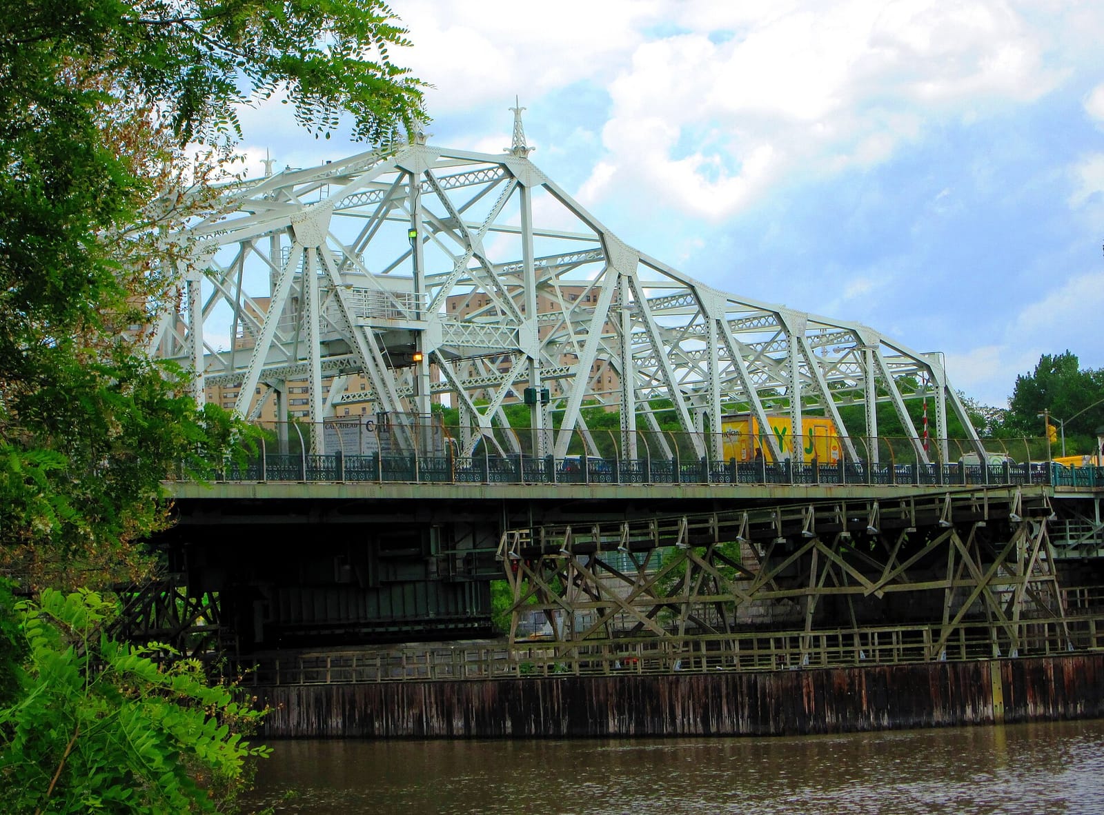 Two Bridges Field Report